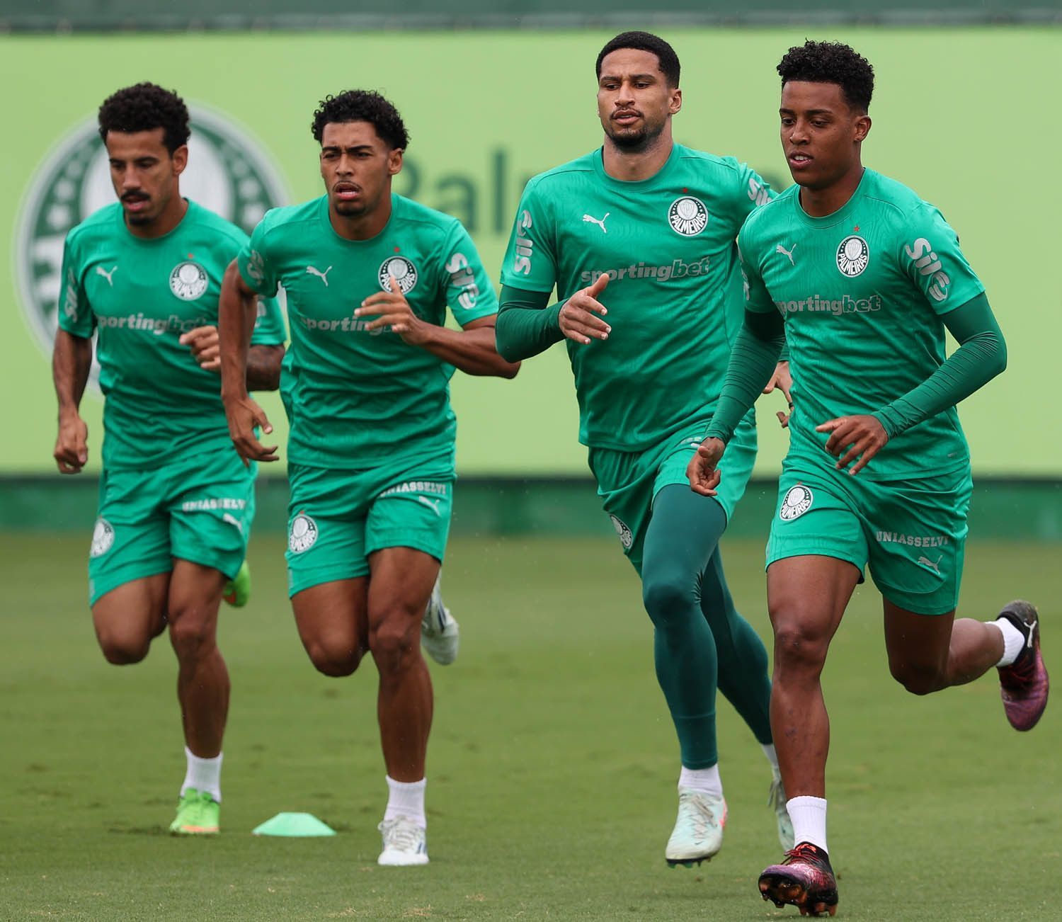 Treino do Palmeiras para a estreia no Brasileirão 2025