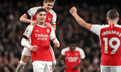 Arsenal e Chelsea se enfrentam em duelo decisivo pela Premier League