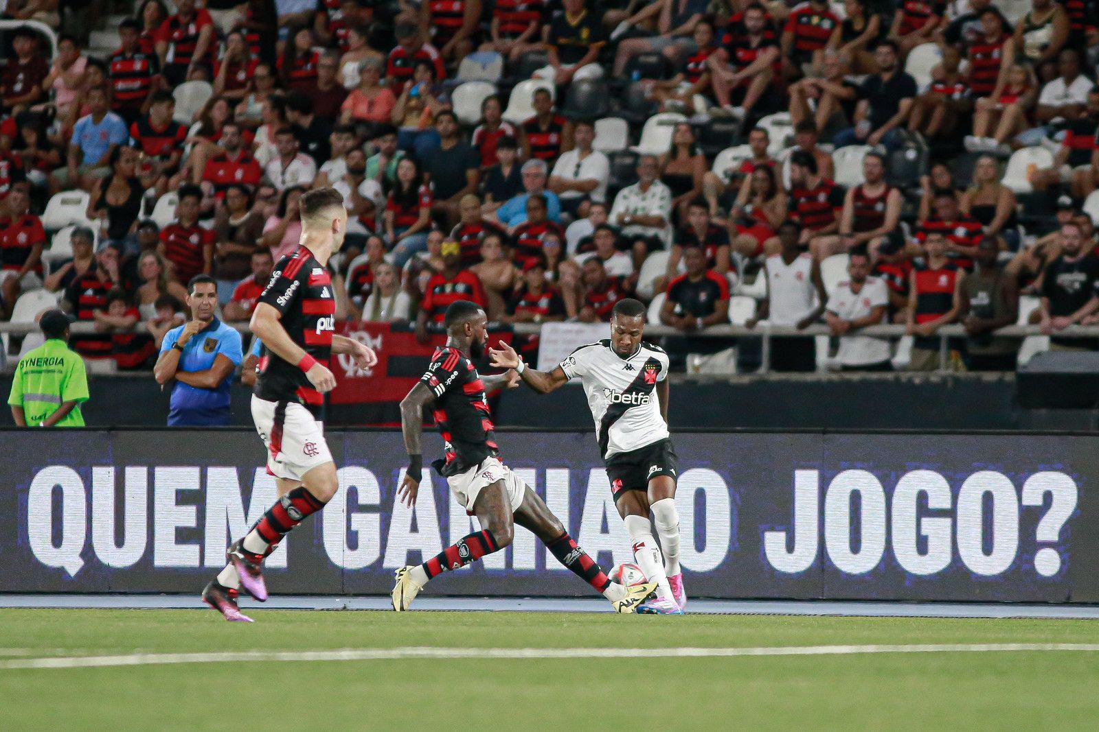 vasco e flamengo pela semifinal do carioca 2025