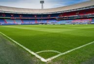 Feyenoord x Aston Villa hoje: horário e escalações