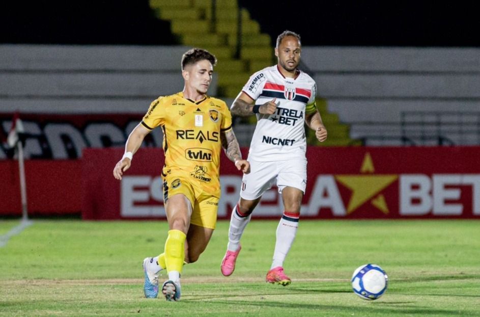 Botafogo-SP x Amazonas