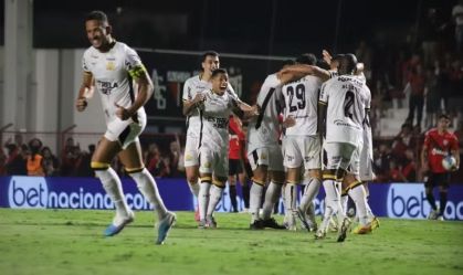 Criciúma recebe o Atlético-GO em duelo direto na Série B