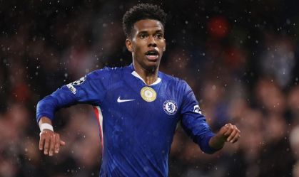 Qarabag recebe Chelsea em duelo direto por vaga no topo da Champions