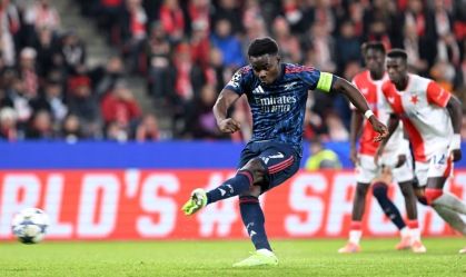 Arsenal visita o surpreendente Sunderland para manter liderança na Premier