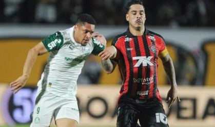 Palmeiras x Vitória hoje pelo Brasileirão: horário e escalações