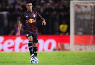 Bragantino x Vitória duelam hoje pelo Brasileirão