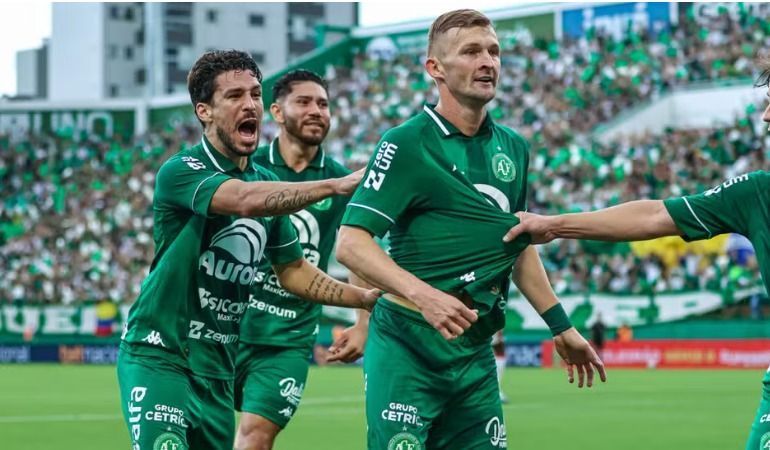Camboriú x Chapecoense