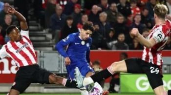 Chelsea recebe o Brentford em confronto direto pela Premier League