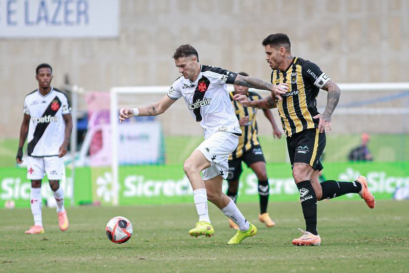 Vasco e Volta Redonda. Matheus Lima - Vasco