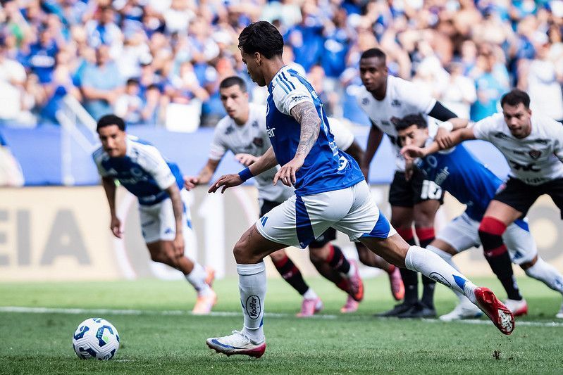 Cruzeiro x Vitória, no Mineirão - Foto Gustavo Aleixo - Cruzeiro