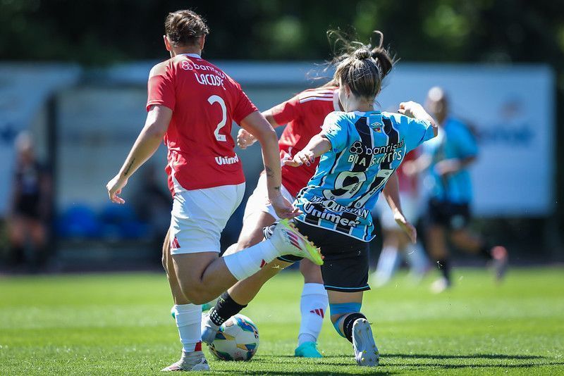 Grêmio x Intenacional feminino - FOTO Caroline Motta - Grêmio FBPA