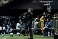 Atlético-MG visita o Vitória em busca de embalo no Brasileirão