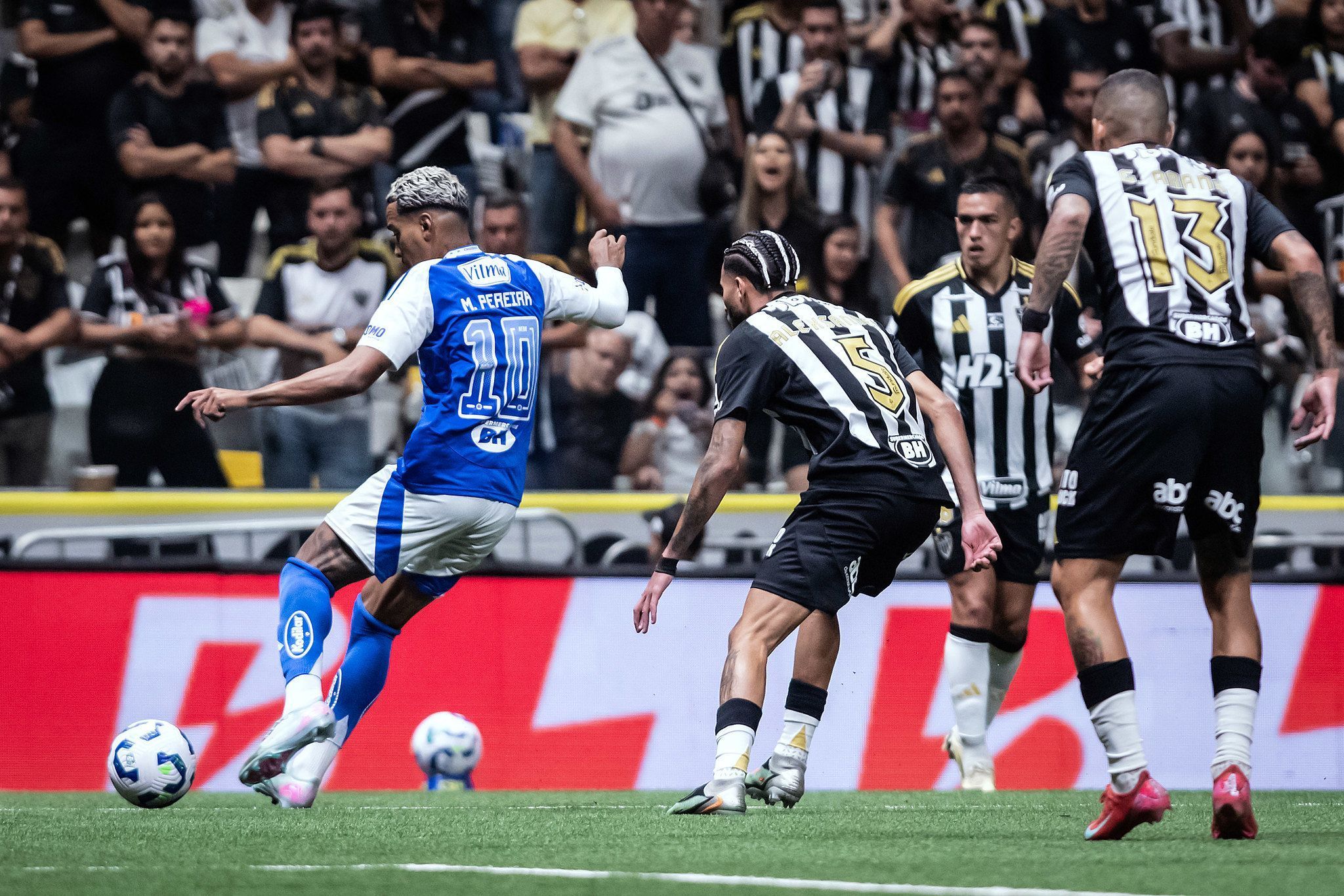 Cruzeiro x Atlético-MG - Foto Gustavo Aleixo - Cruzeiro