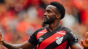 Líder isolado com 26 pontos, o Palmeiras recebe o Athletico-PR neste domingo (19), às 18h30, no Allianz Parque, pela 12ª rodada do Brasileirão 2026