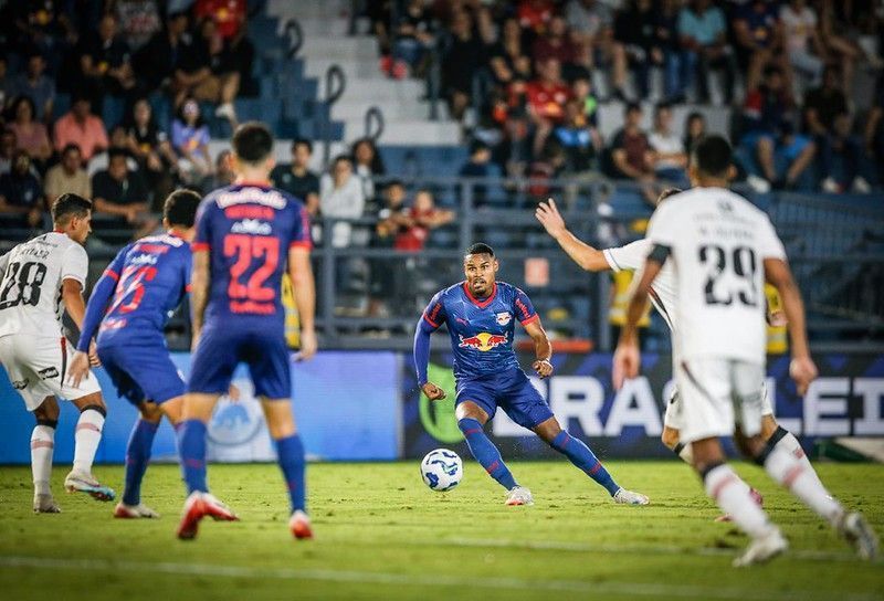 Bragantino x vitória - foto - Ari Ferreira